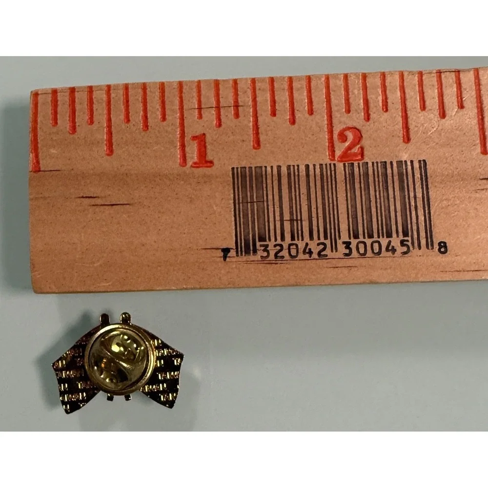 United States And Canada Friendship Flag Pin Enameled‎